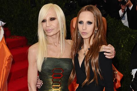 santo versace oggi|donatella versace and daughter.